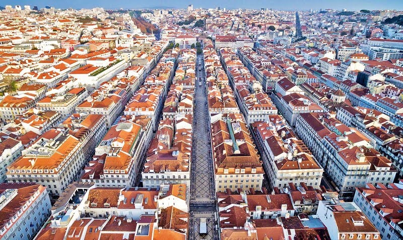 Aerial view of central Lisbon near conference districts